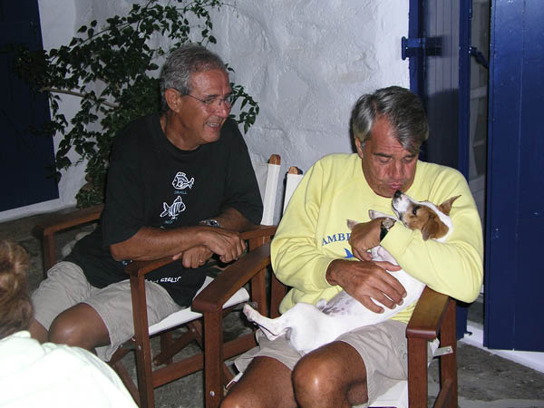 Roberto_Vincenzo_con_cane4161319171